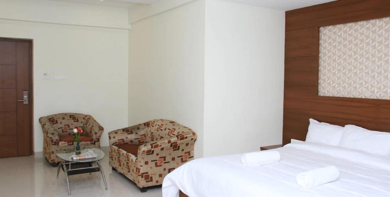 A And M Rooms And Residences Chennai Exterior photo
