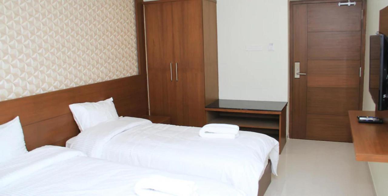 A And M Rooms And Residences Chennai Exterior photo